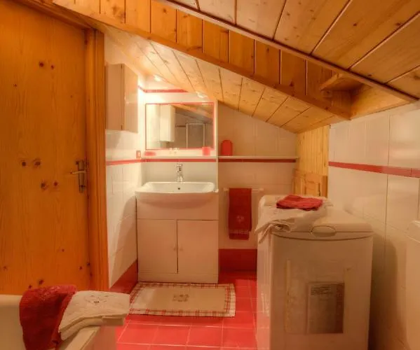 Lo Scoiattolo - Noce E Nocciola * Pré-Saint-Didier